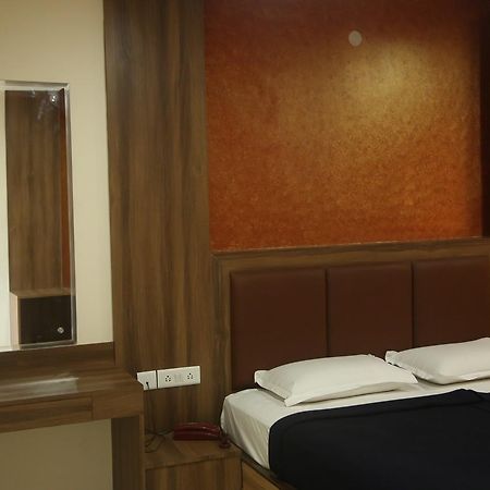 Hotel Dwaraka Paradise Haïdarabad Extérieur photo