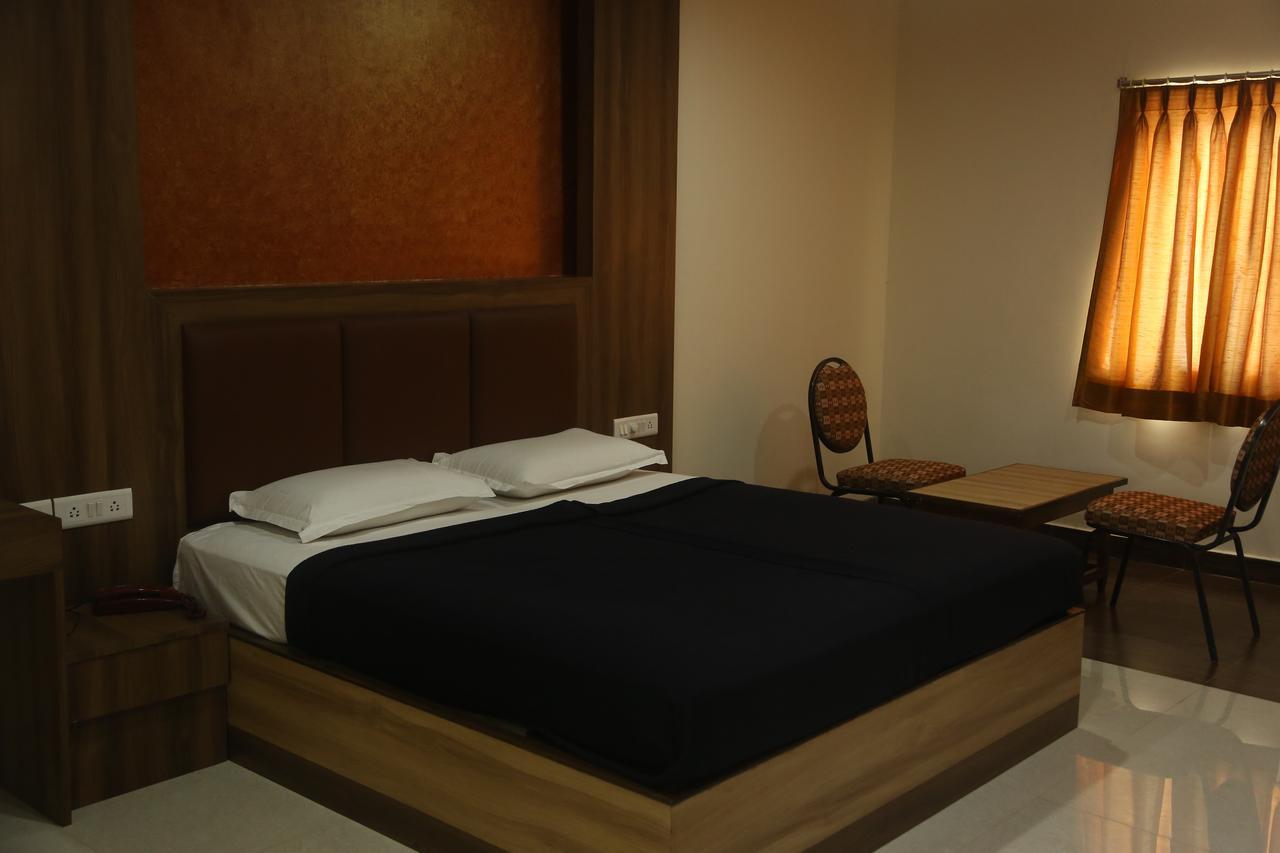 Hotel Dwaraka Paradise Haïdarabad Extérieur photo